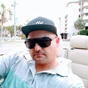 Meet your Posher, Joe